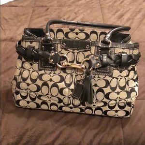 GORGEOUS COACH BAG!! 💕